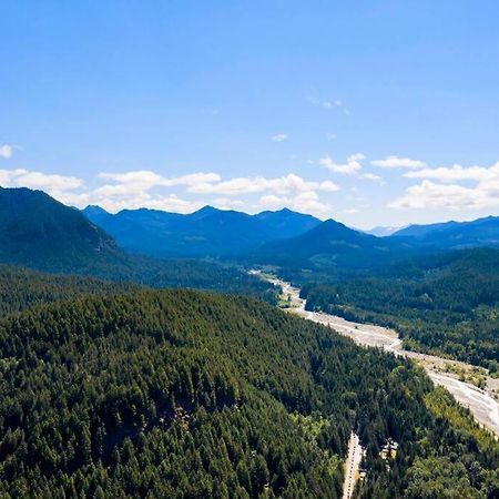 New Tiny Home Steps Away From Mt. Rainier Эшфорд Экстерьер фото